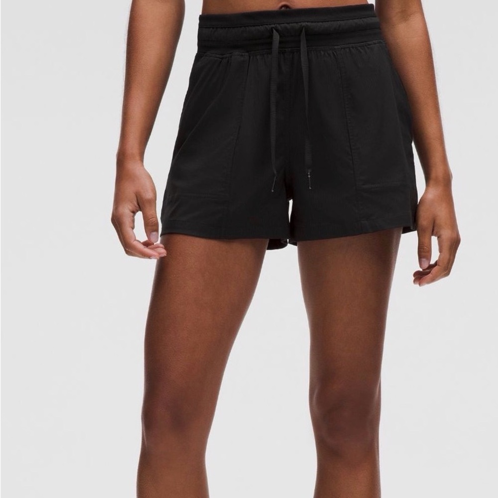 lululemon athletica Black Women's Drawstring Performance Shorts